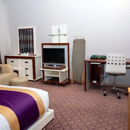 One Pavilion Luxury Serviced Apartments Manama Exteriör bild