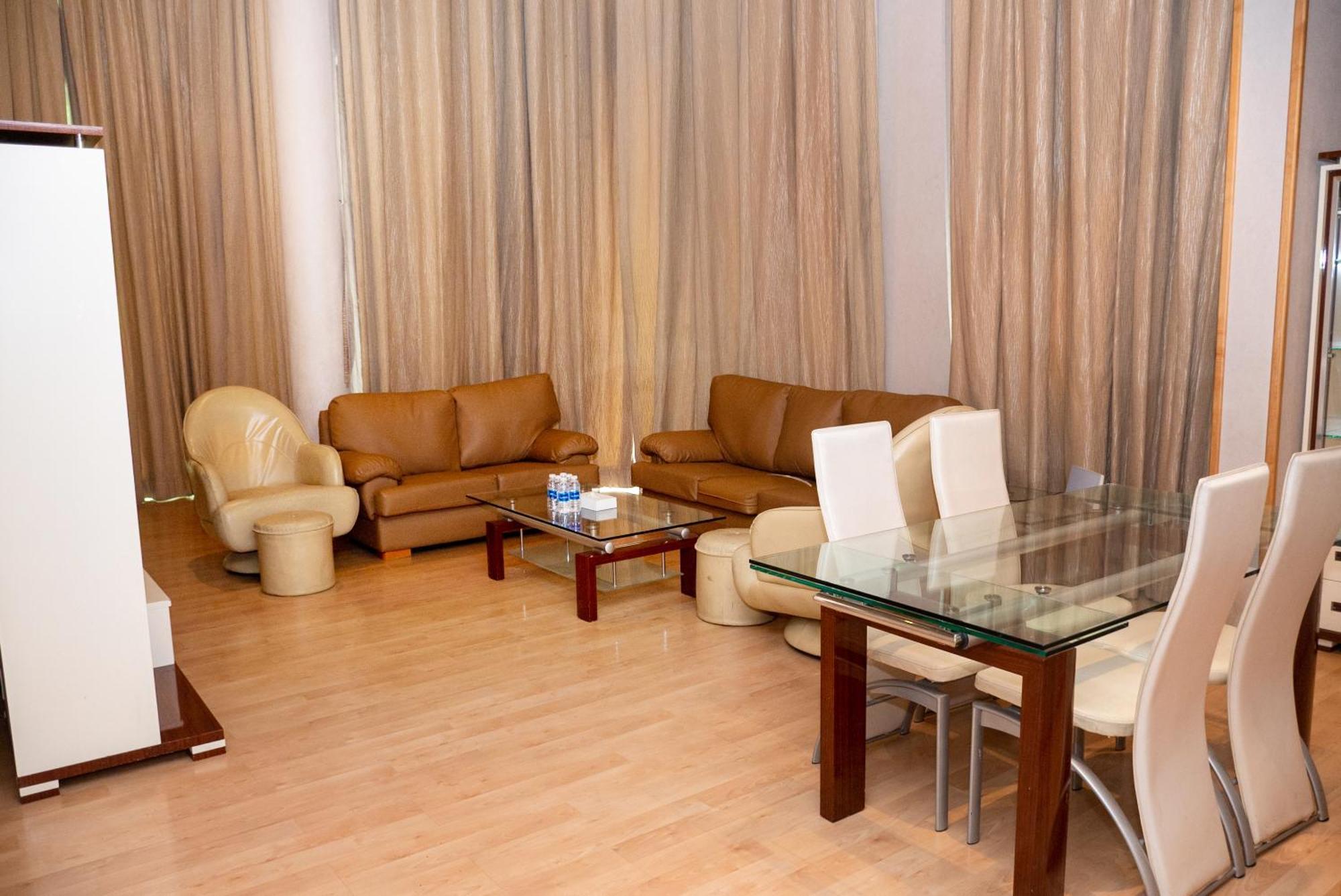 One Pavilion Luxury Serviced Apartments Manama Exteriör bild